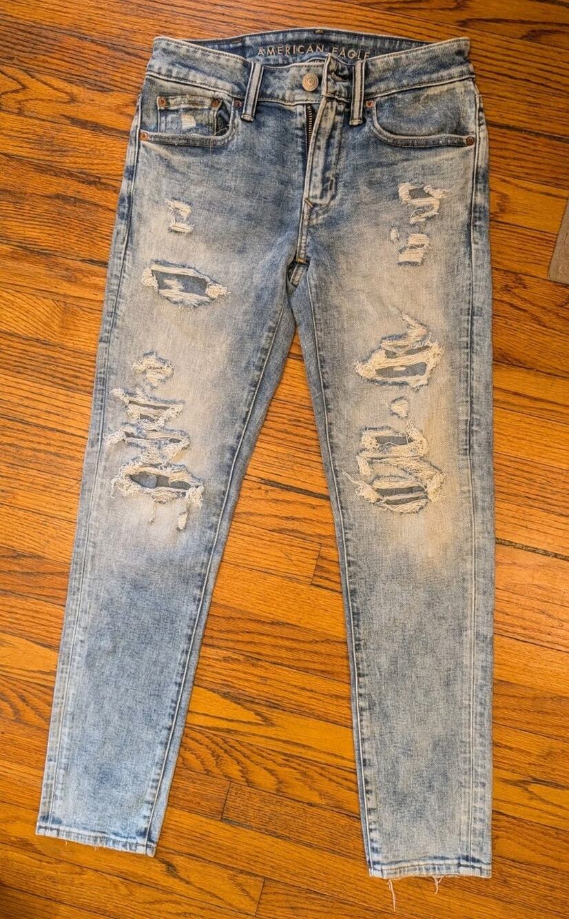 American Eagle Airflex Distressed Jeans Women's 28/30
